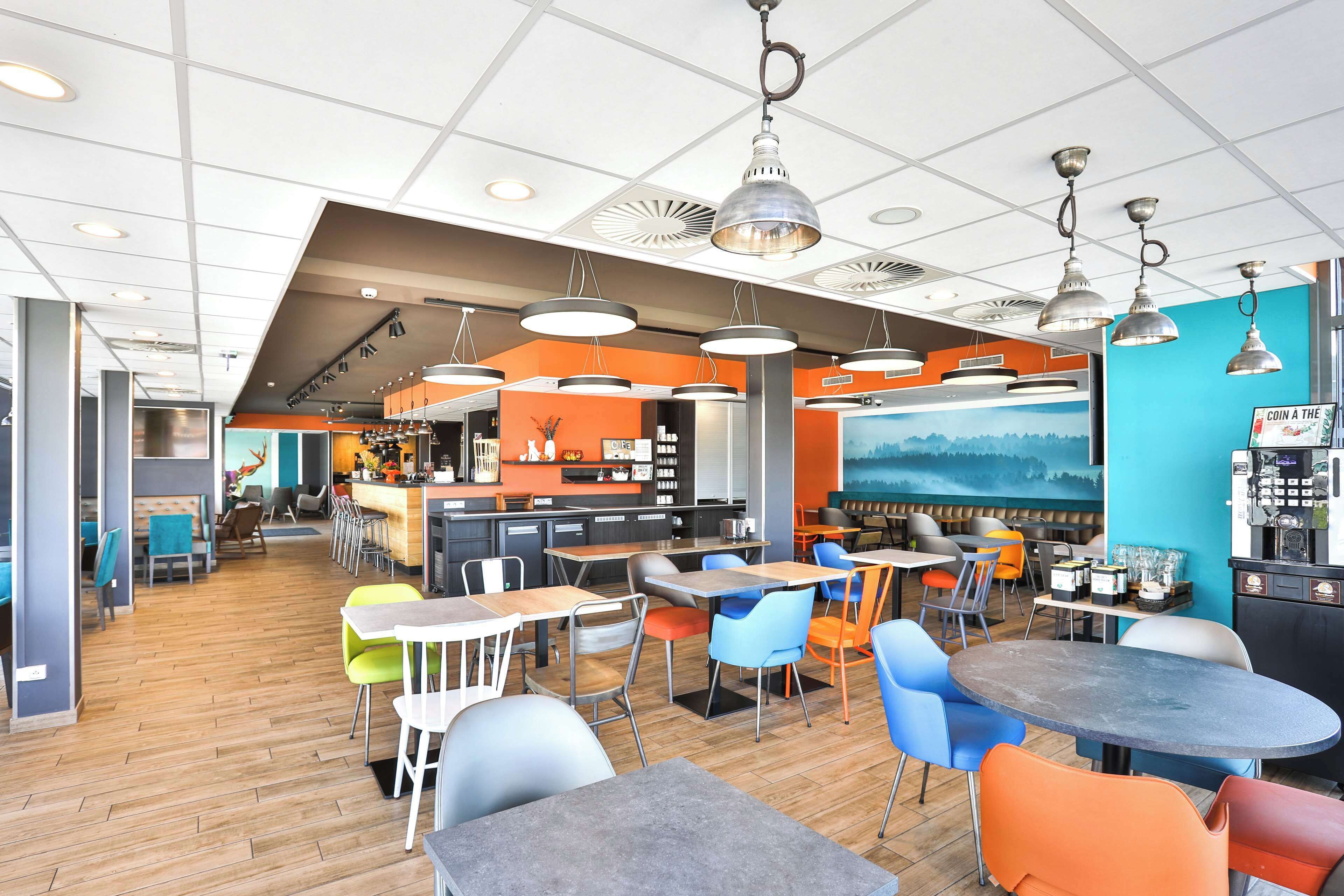 daily buffet breakfast (eur 12.90 per person)