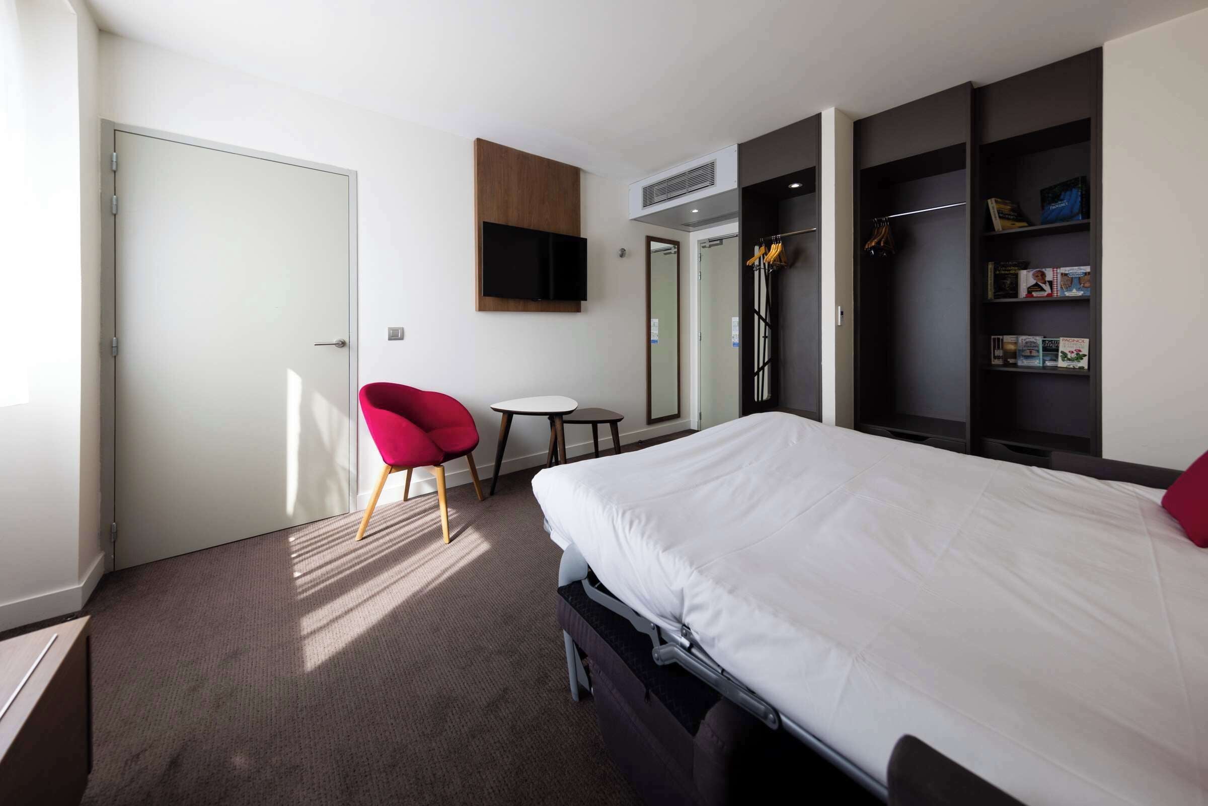 Phòng Tiêu chuẩn, 2 giường đôi | Phòng cách âm, bàn ủi/dụng cụ ủi quần áo 