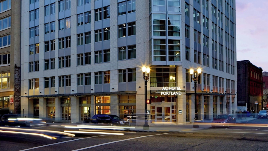 AC Hotel by Marriott Portland Downtown, OR