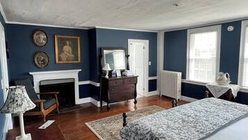 Room 2 | Hypo-allergenic bedding, free WiFi, bed sheets