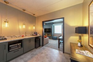 埃及棉床单、高档床上用品、泰普尔床垫、熨斗/熨衣板