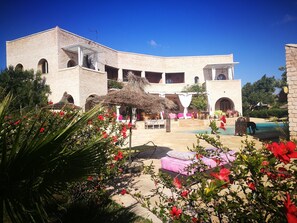 Fachada de la propiedad