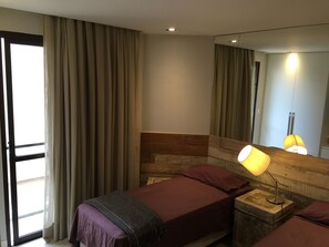 Apartamento, 2 quartos (505) | 1 quarto, roupas de cama premium, cofres nos quartos, escrivaninha