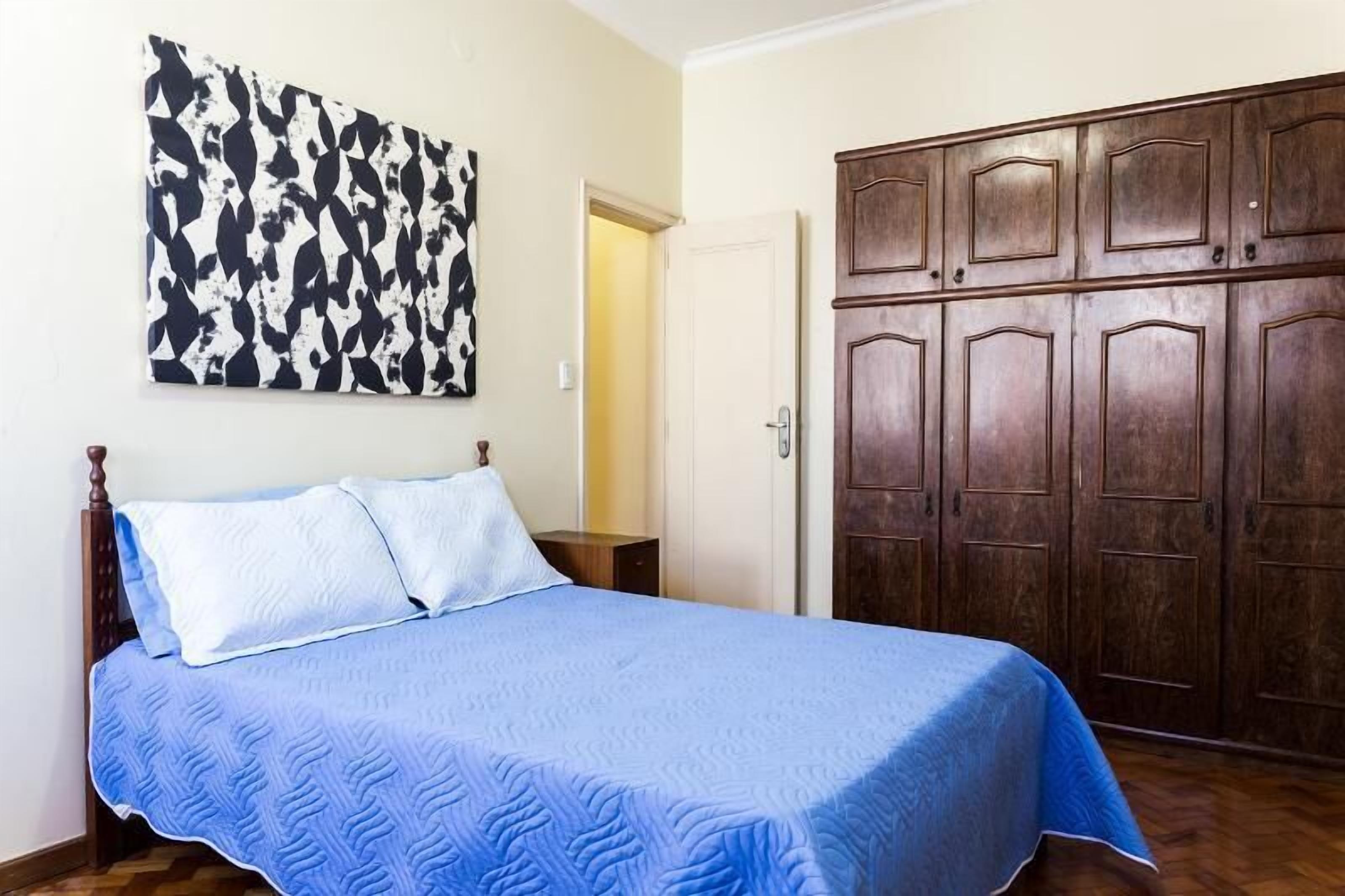 Comfort Triple Room, 1 Bedroom, Refrigerator, City View | 1 bedroom, iron/ironing board, free WiFi