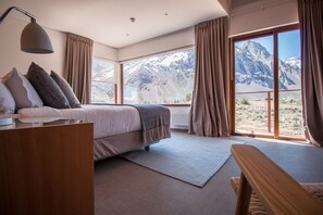 In-room safe, rollaway beds, wheelchair access