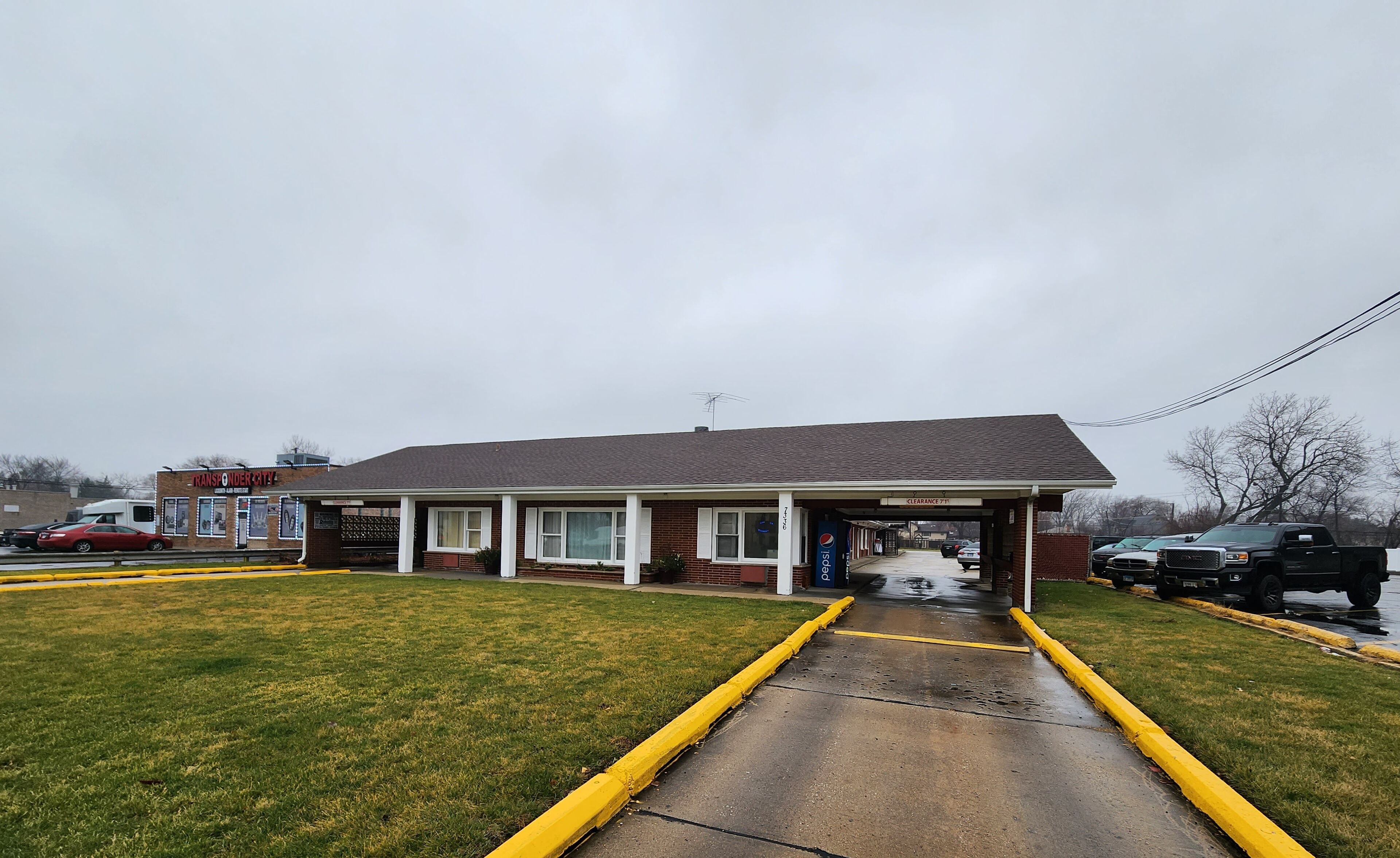 숙박 시설 정면