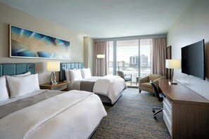 Tavanomainen huone, 2 keskisuurta parisänkyä, kaupunkinäköala | Ylelliset vuodevaatteet, pillowtop-patjalliset sängyt