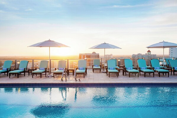 Alberca al aire libre 