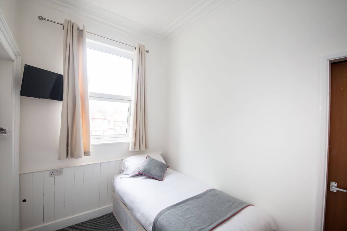 Standard Room, 1 Katil Kelamin (Double) | Wi-fi percuma 