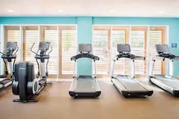 Fitness center at The Laylow Waikiki, Autograph Collection