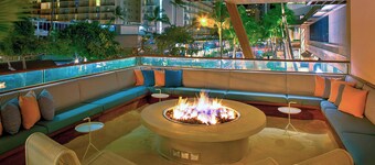 The Laylow Waikiki, Autograph Collection