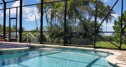 1261 Laurel Ct
