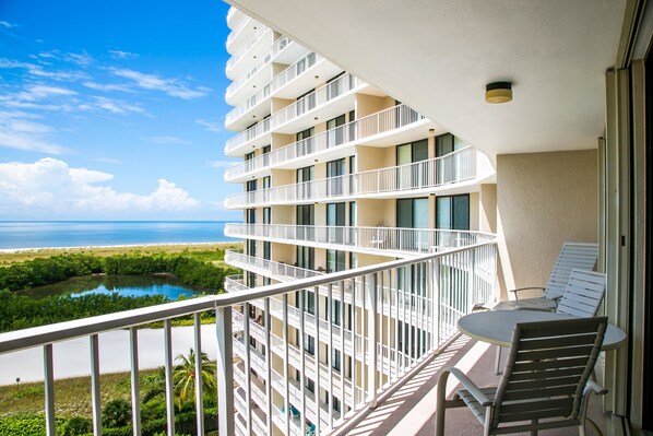 Condo, 2 habitaciones | Balcón