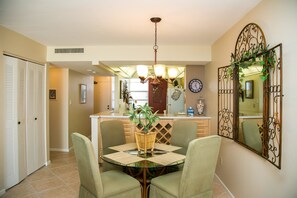 Condo, 2 Bedrooms | In-room dining