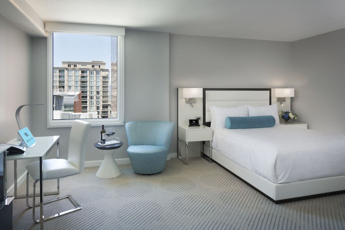 Premium bedding, in-room safe, desk, blackout drapes