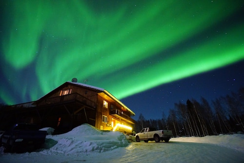 Alaska Grizzly Lodge