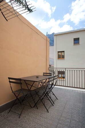 Apartment, 2 Bedrooms (5 people) | Teres/patio