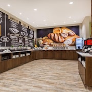 Wyndham Garden Edmonton Airport
