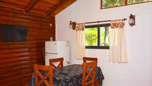 Bungalow, 2 Bedrooms | In-room dining