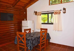 Bungalow, 2 Bedrooms | In-room dining