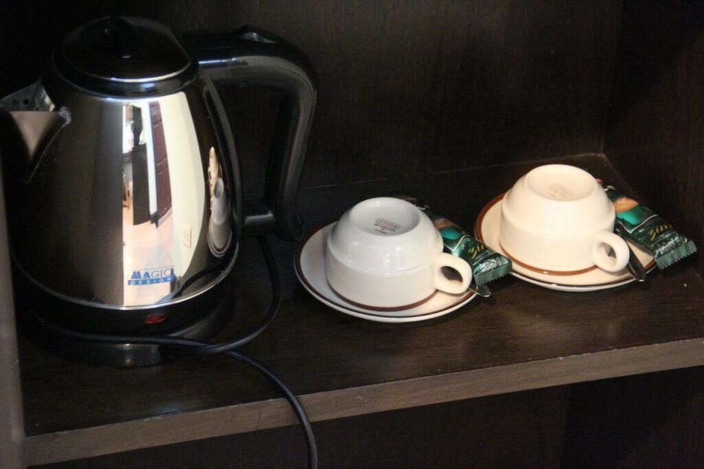 fridge, electric kettle