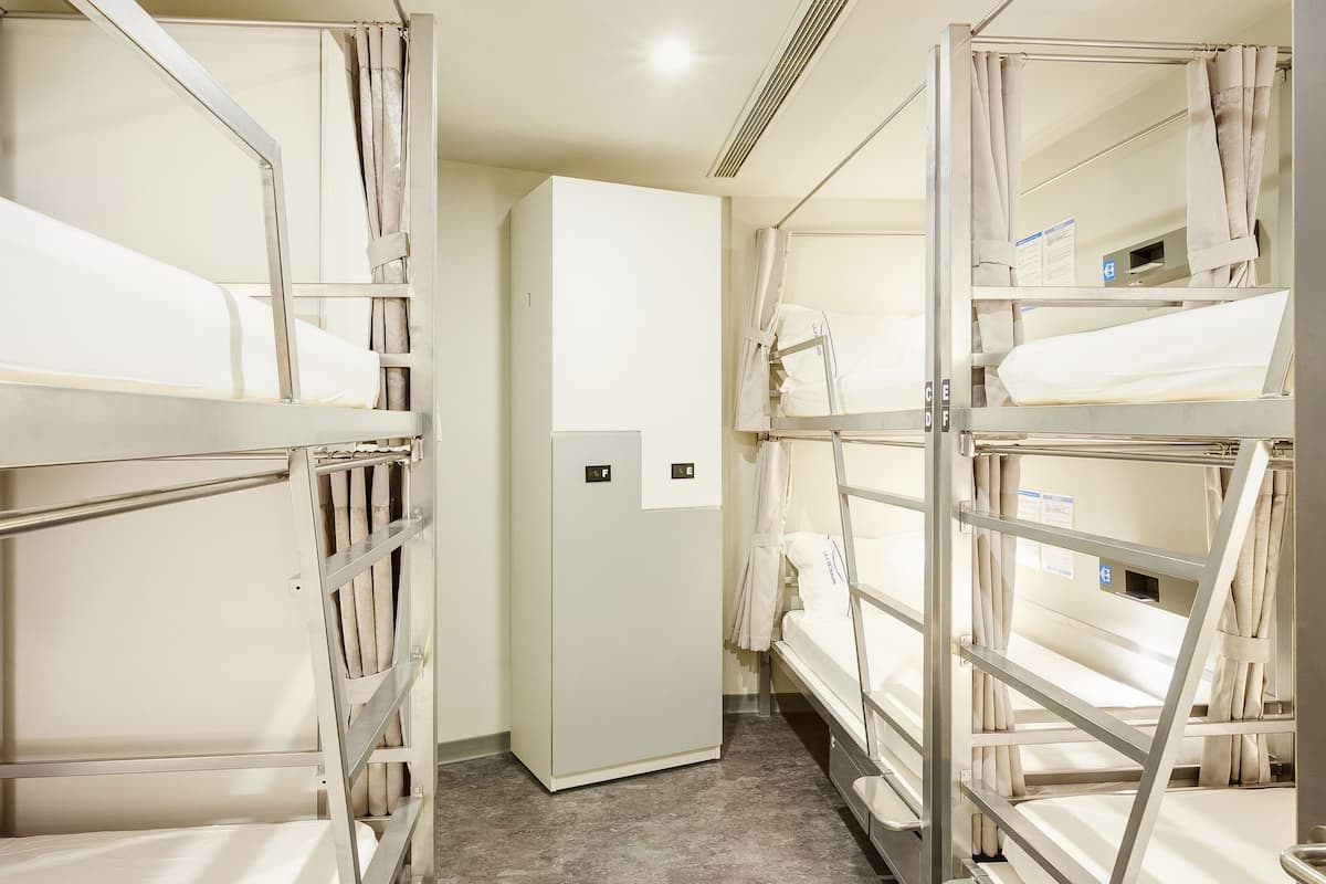 Dormitorio compartido, dormitorio mixto, baño compartido | Edredones de plumas y wifi gratis