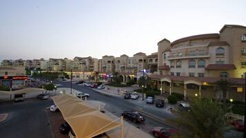 Fassade der Unterkunft – Abend/Nacht