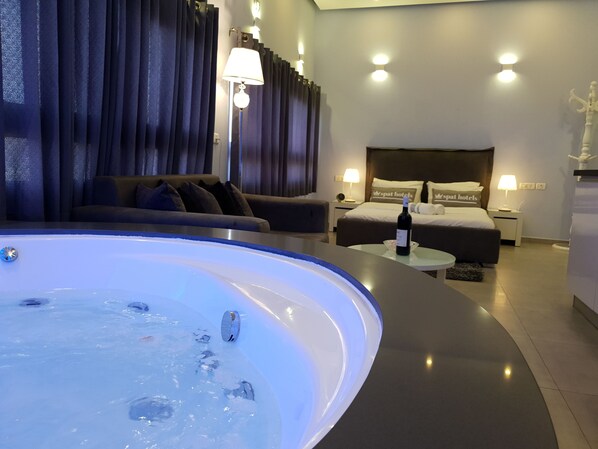 In-room safe, soundproofing, rollaway beds, free WiFi