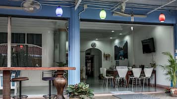 Check-in/check-out kiosk