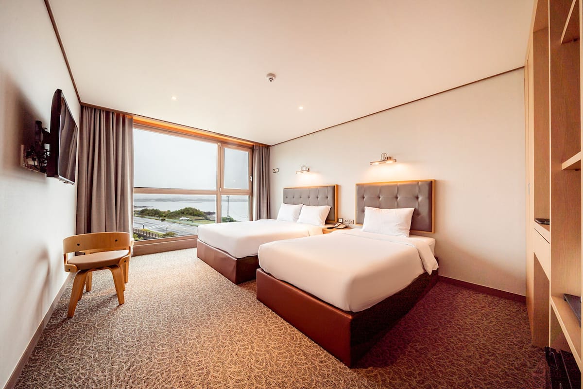 Deluxe kamer | Verduisterende gordijnen, geluiddichte muren, gratis wifi, beddengoed