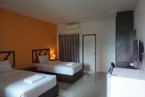 Kamar Twin | Meja kerja, tirai kedap cahaya, dan Wi-Fi gratis