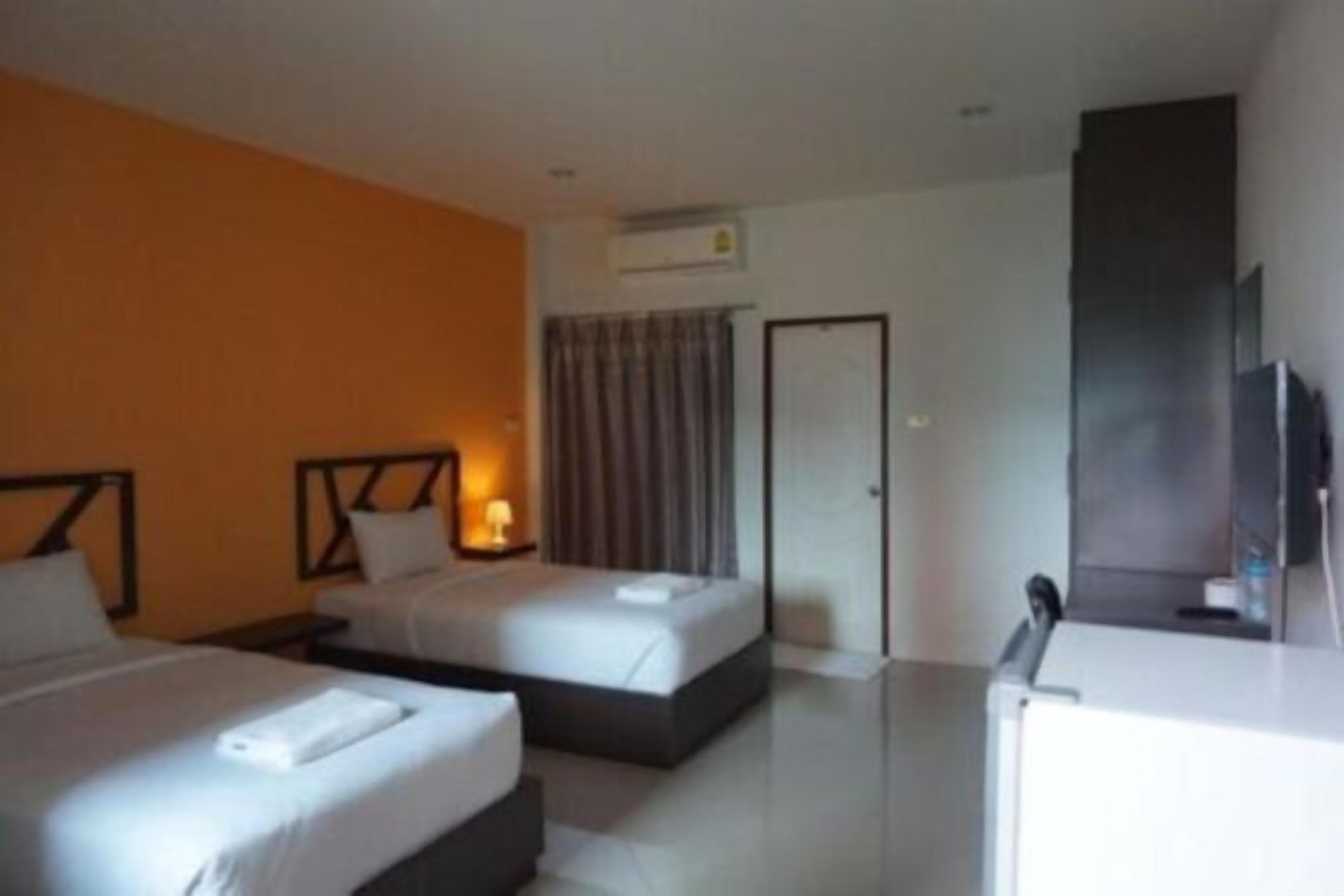 書桌、遮光布/窗簾、免費無線上網