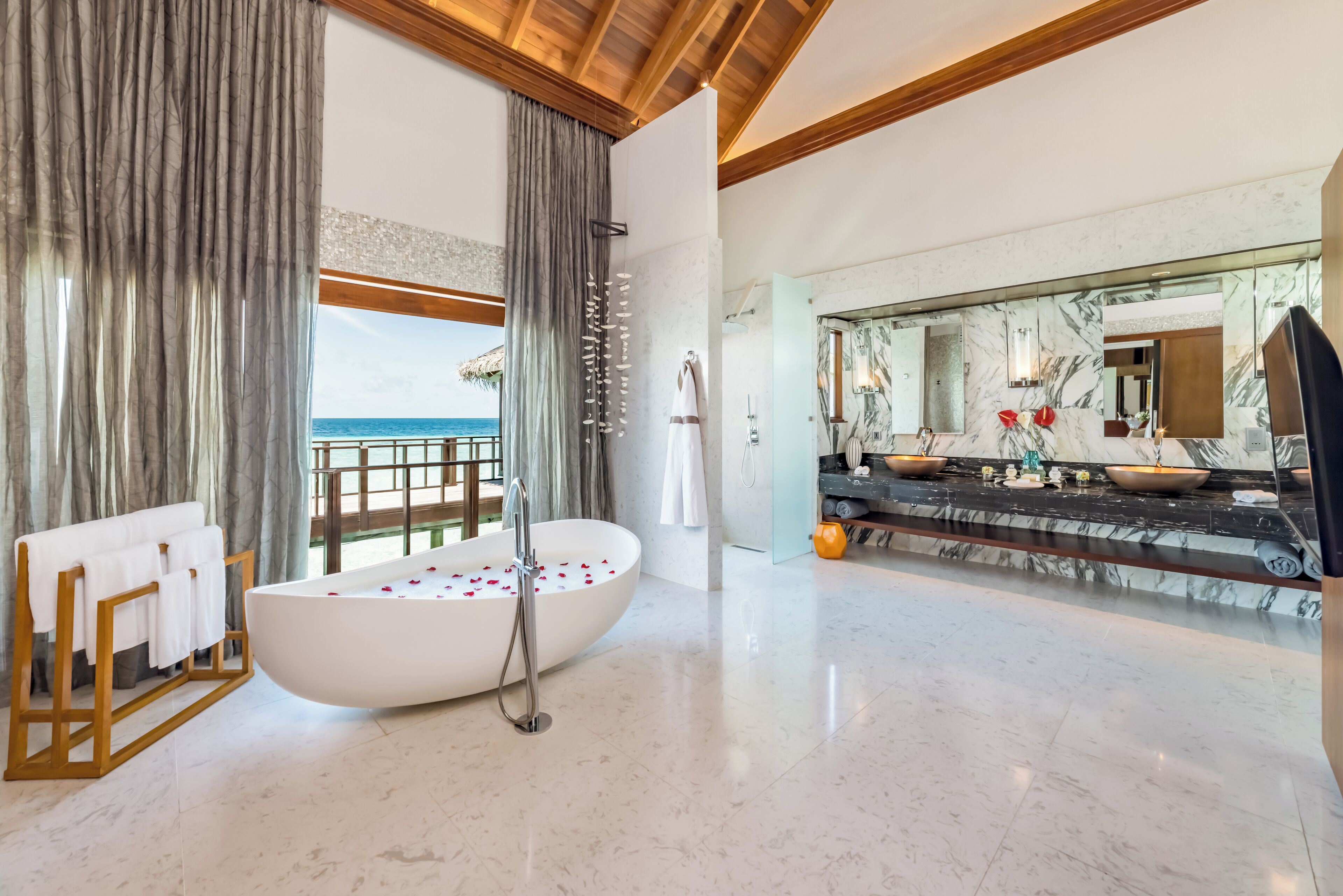 Photo - OZEN LIFE MAADHOO - Luxury All Inclusive with Free Transfers