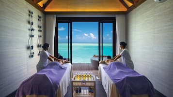 Couples treatment room(s), sauna, hot tub, steam room, body treatments