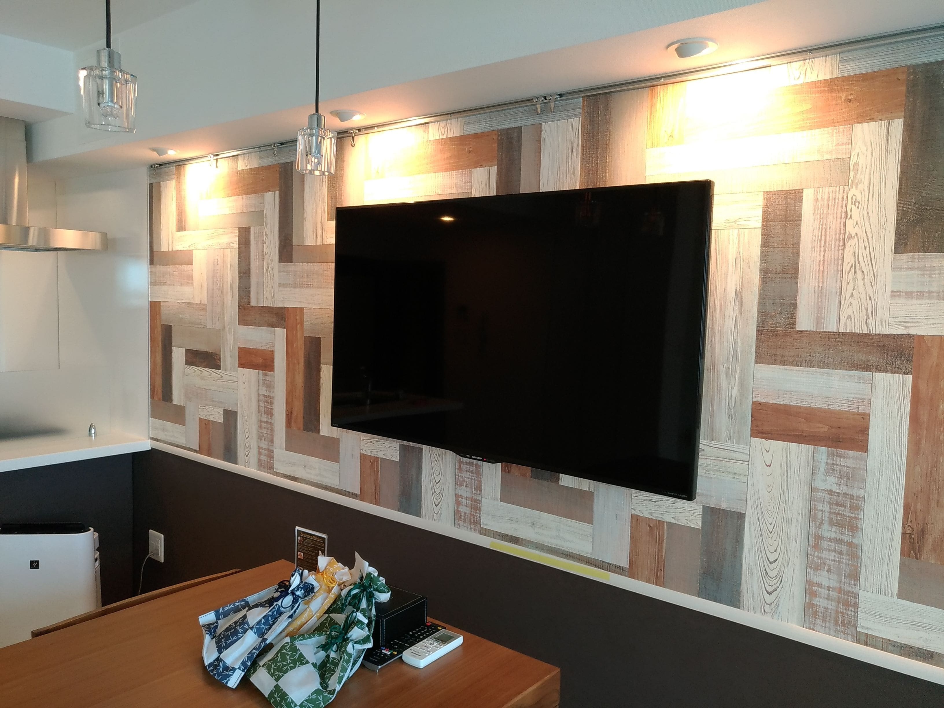 suite room with precious dining, non smoking | room amenity