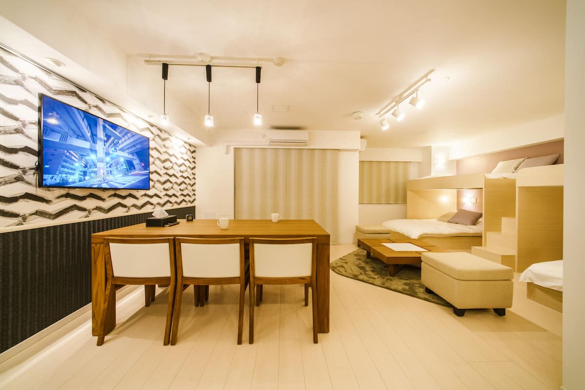 Suite Room with Precious Dining, Non Smoking | Room amenity