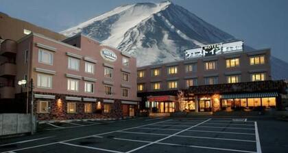 West Inn Fuji-Yoshida