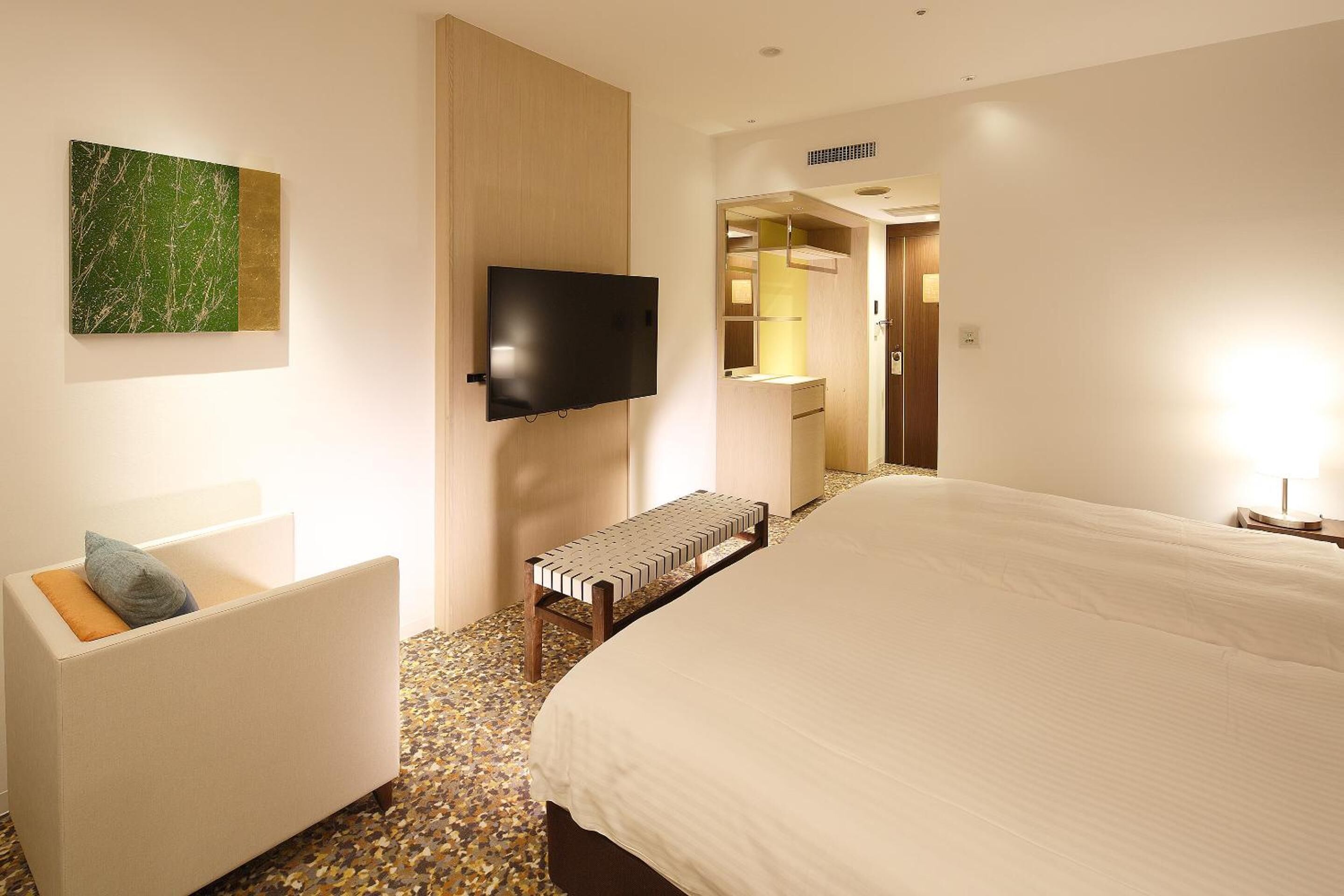 desk, iron/ironing board, free wifi, bed sheets