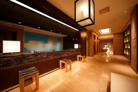 Reception. Hotel New Omi