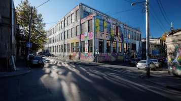 Vista frontal de la propiedad