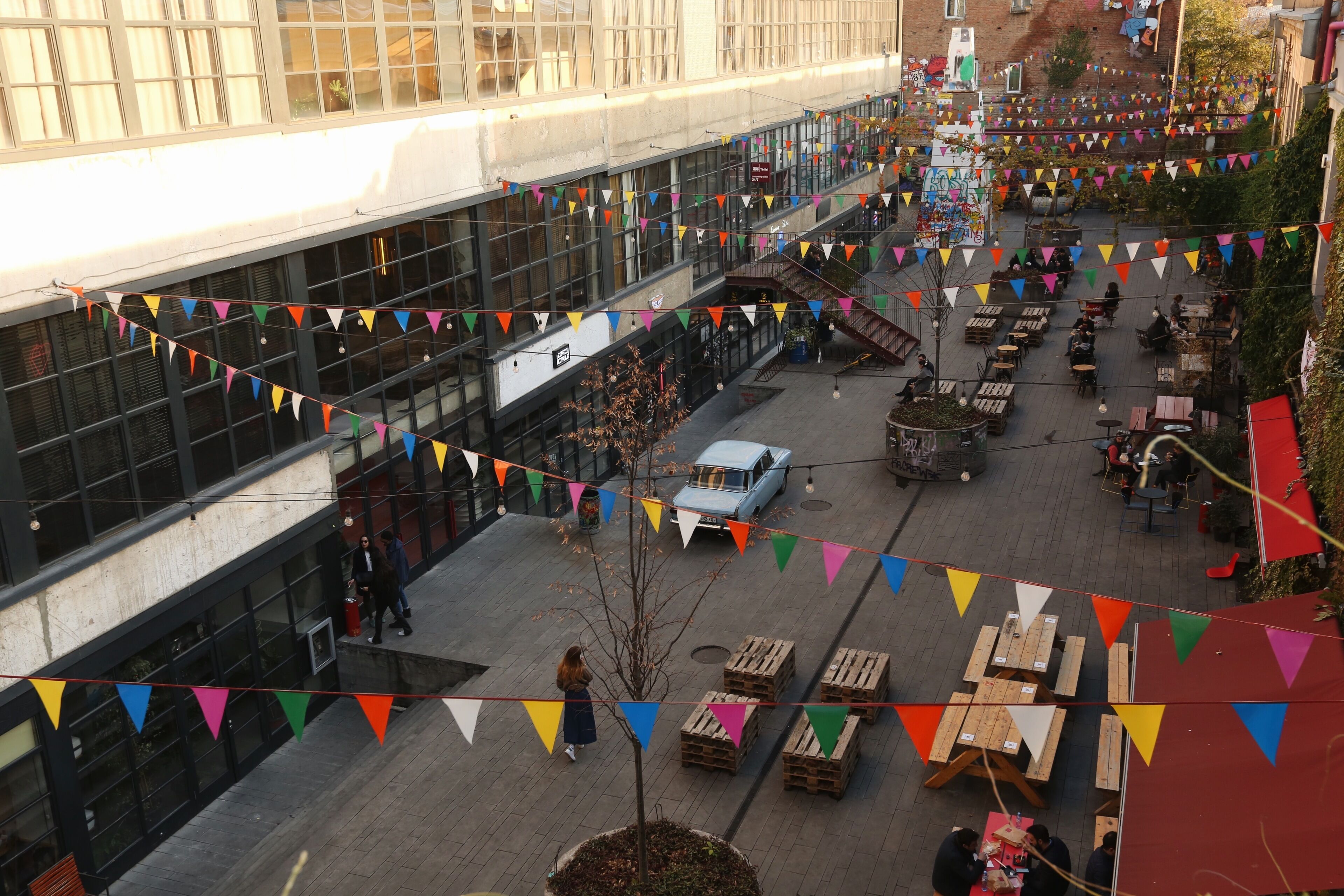 Photo - Fabrika Hostel & Suites