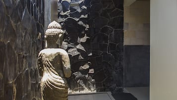 Quarto família | Banheiro | Chuveiro, produtos de toalete grátis, toalhas de banho