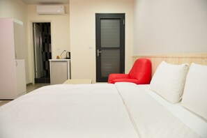 Double Room, Bathtub