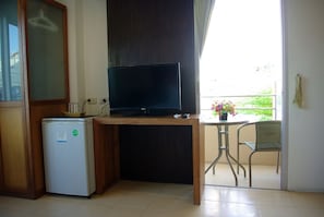 Deluxe Balcony Room with Double Bed | สิ่งอำนวยความสะดวกในห้องพัก