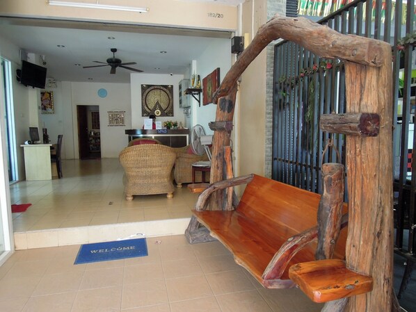 Terrace/patio - Mild Guesthouse (Patong)