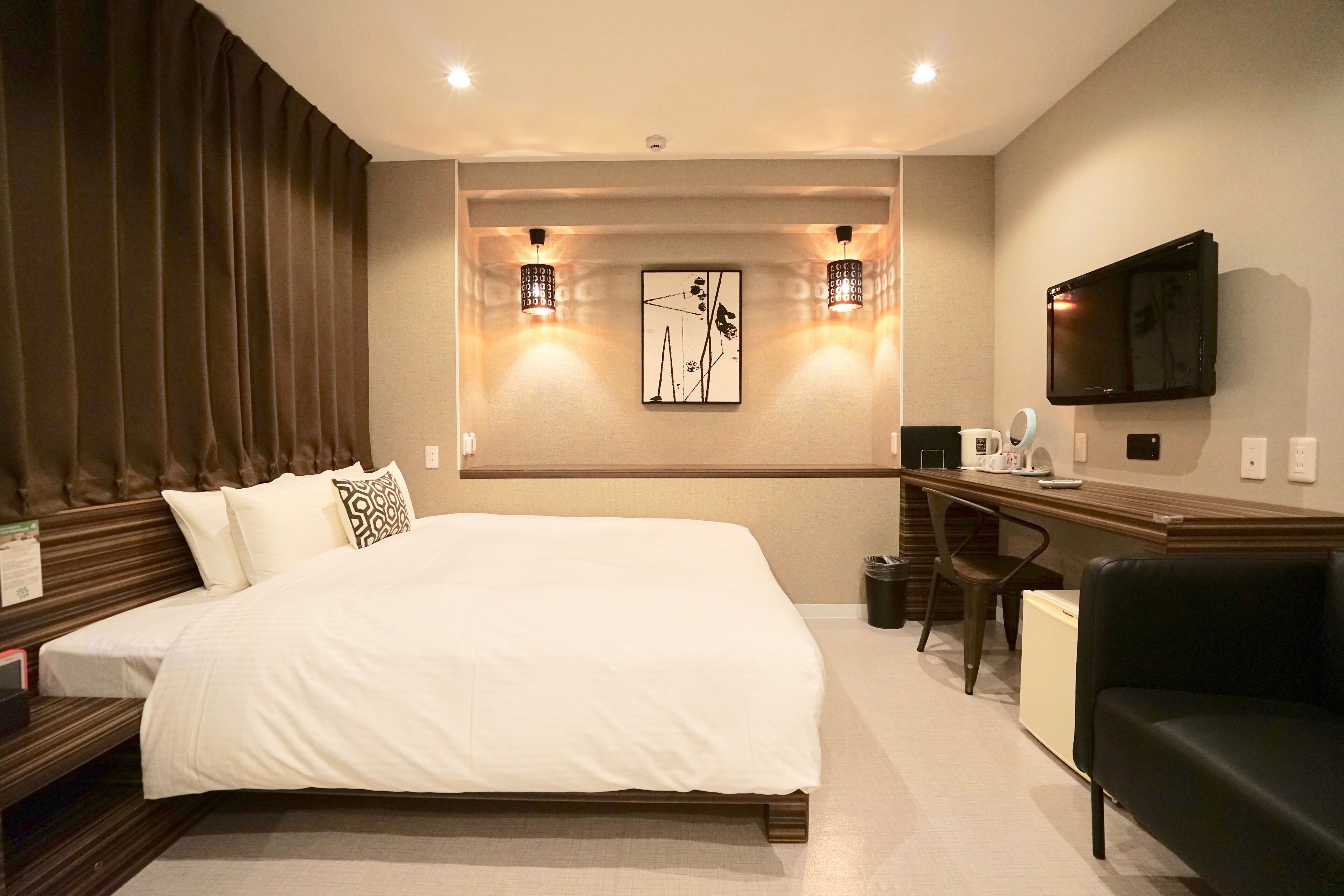 double room (annex), non smoking | down duvets, in-room safe, desk, blackout curtains