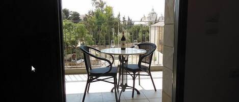 Departamento, 2 habitaciones | Balcón