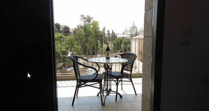 Jerusalem Center Boutique Apartment