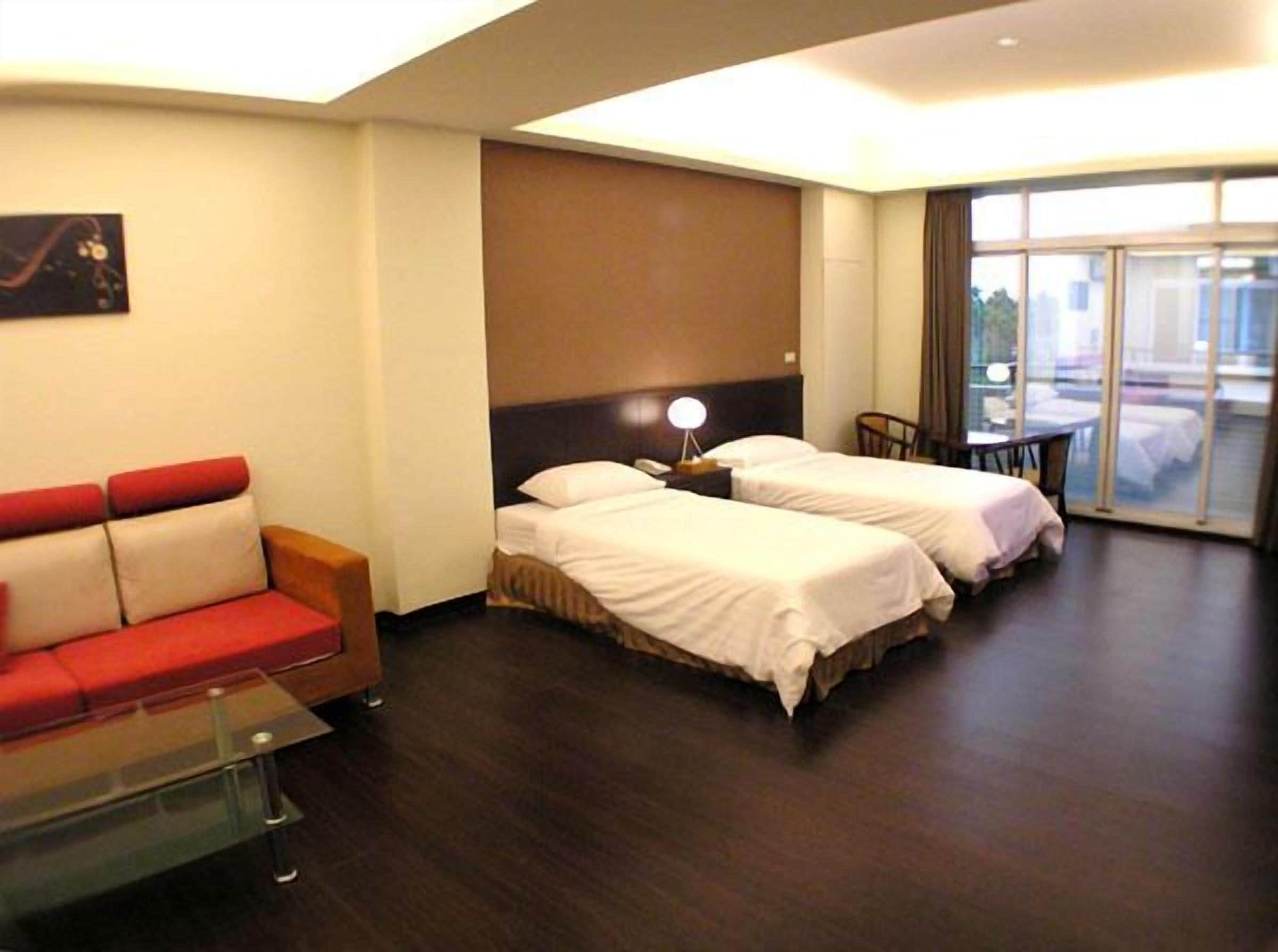 grand double room, 1 bedroom | desk, blackout curtains, soundproofing, free wifi