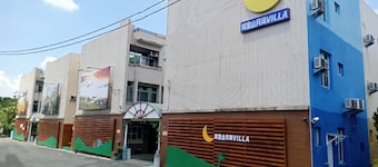 Moon Villa
